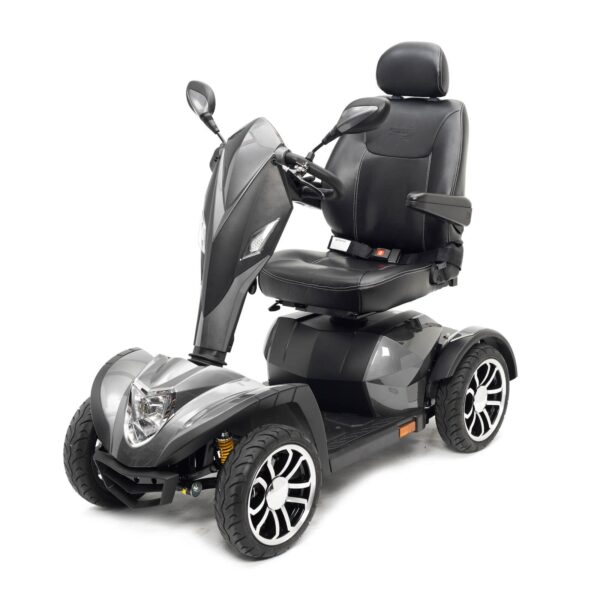 COBRASIL_Cobra_8mph_Scooter_Silver_01_web_MIL.jpg
