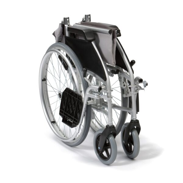 LAWC011A_Ultra_Lightweight_20_Self_Propel_02.jpg