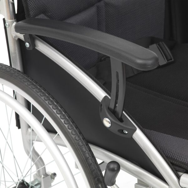 LPHWCSP19SIL_Phantom_19_Self_Propel_08.jpg
