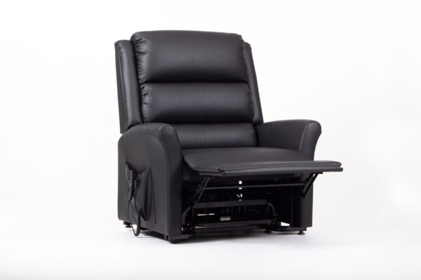 Alaska_CLR50BLK (16)