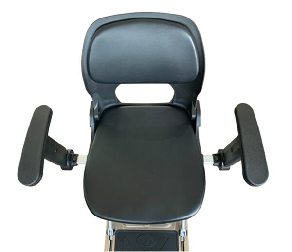 610bd6450d762width-adjustable-seat[1]