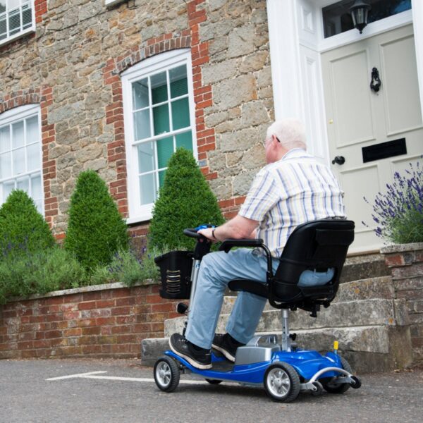 illusion-scooter-10ah-341120[1]